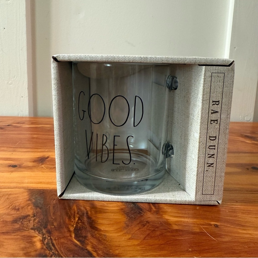 NIB Rae Dunn GOOD VIBES Glass Mug